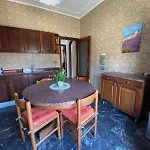 Piccolo Paradiso Vicino A Stazione E *