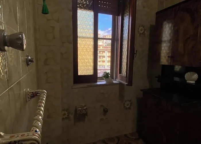 Piccolo Paradiso Vicino A Stazione E Apartman