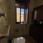 Piccolo Paradiso Vicino A Stazione E Apartment