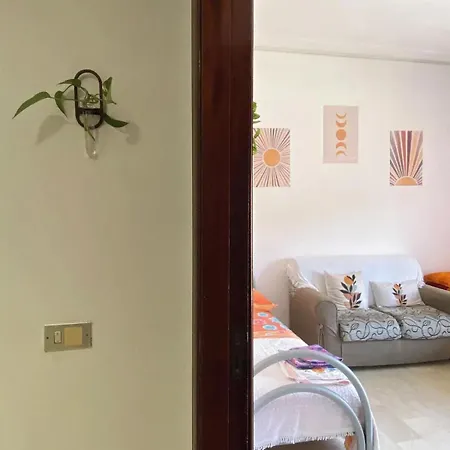 Piccolo Paradiso Vicino A Stazione E Apartment *